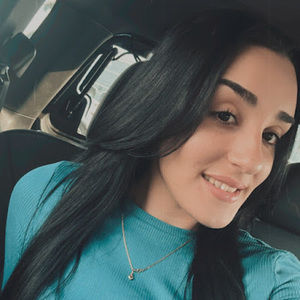 Meet your Posher, Leonor esther